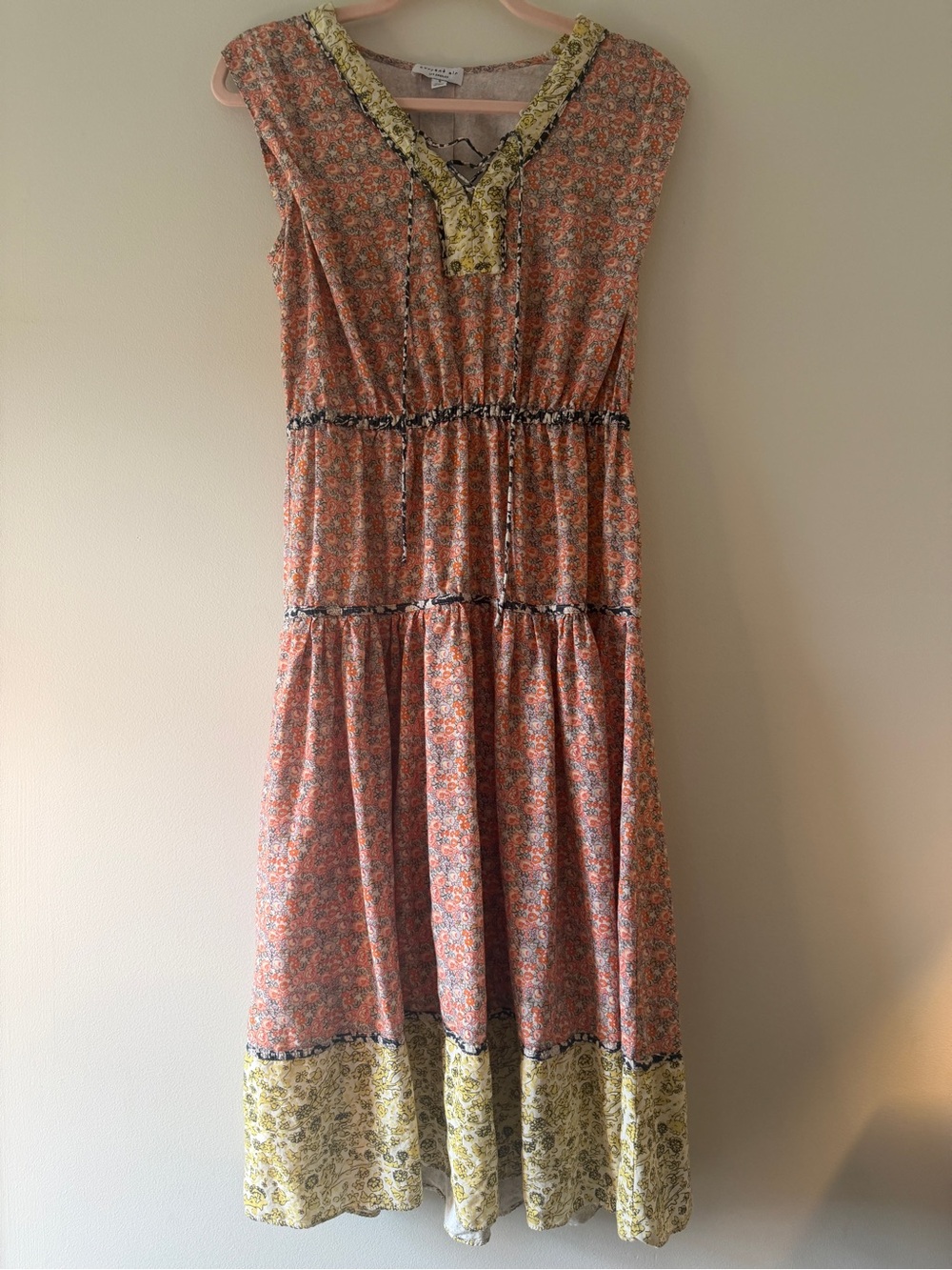 Current Air Los Angeles Floral Tiered Midi Dress Size Small Boho Linen Blend